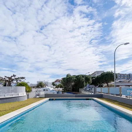 Milenial Immo Vigata - Maravilloso Duplex Con Vistas Panoramicas A Canales Y Piscina Roses