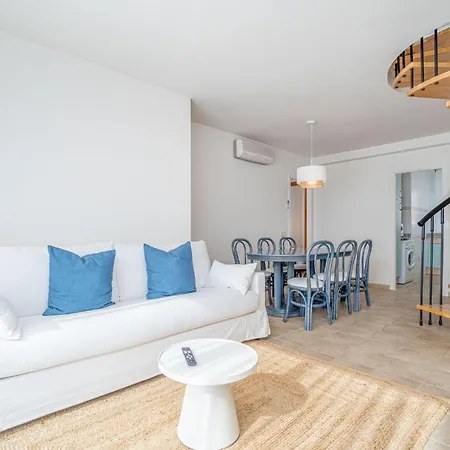 Milenial Immo Vigata - Maravilloso Duplex Con Vistas Panoramicas A Canales Y Piscina Roses